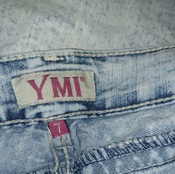 YMI Faded Wash Skinny Jeans - Picture 6 of 6